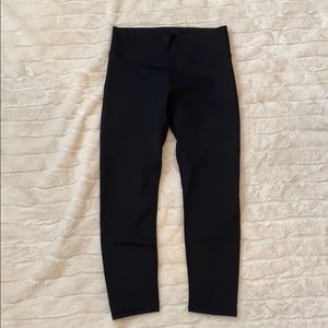 NWT 7/8 Capri Leggings